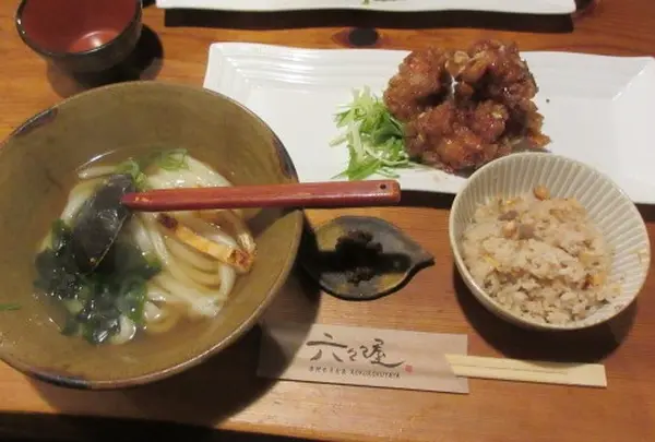 六々々屋