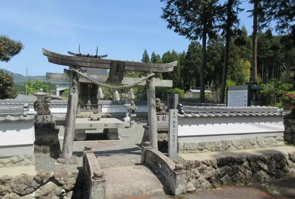 石見神社
