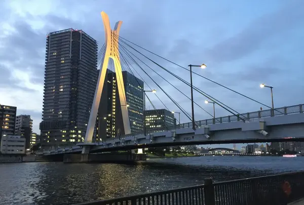 中央大橋