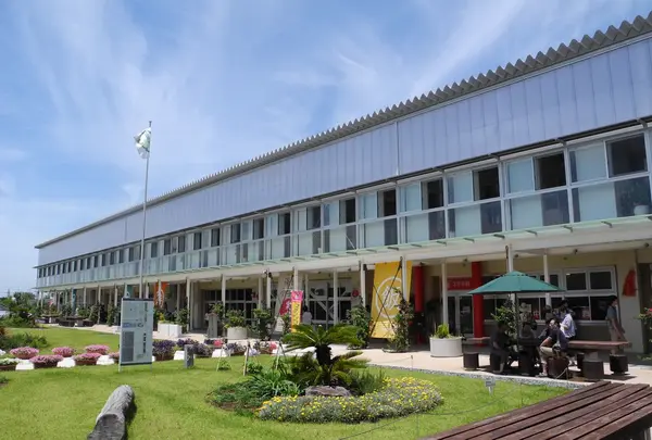 道の駅 保田小学校