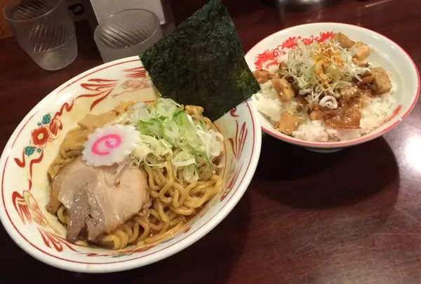ぶぶからーめん専門店