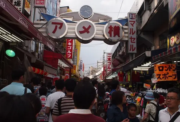 上野アメ横商店街（アメ横）
