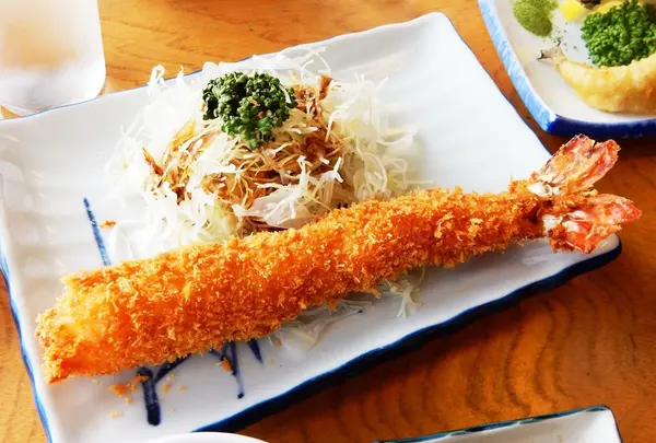 まるは食堂旅館