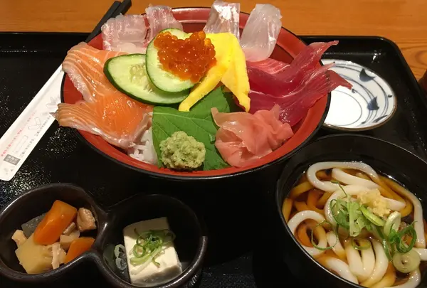 三代目網元 魚鮮水産 ビエラ塚口店