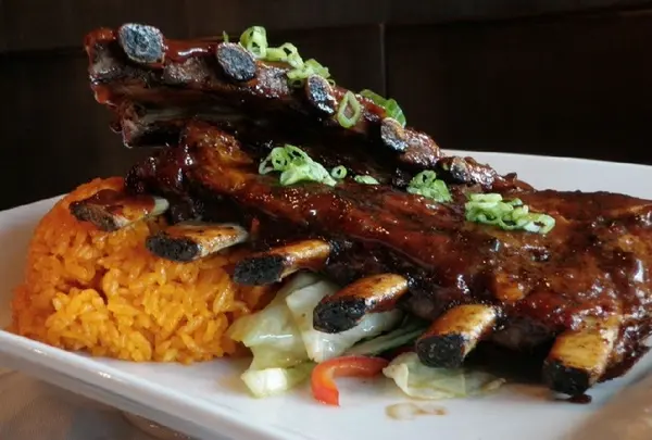 Meskla Chamoru Fusion Bistro