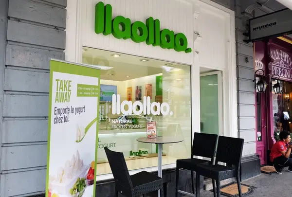 Frozen Yogurt LLAOLLAO