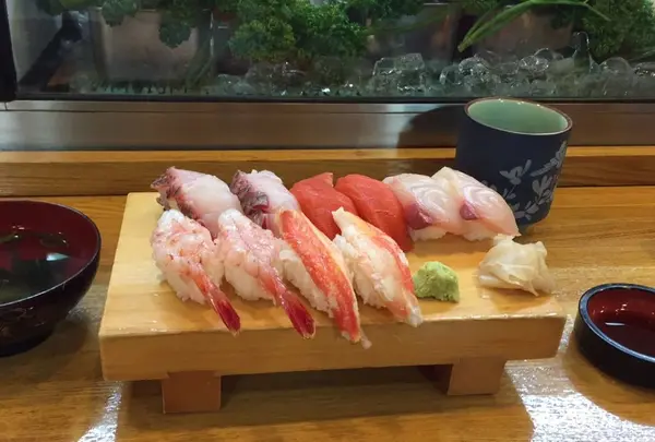 ひかり寿し