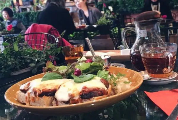 青山フラワーマーケット ティーハウス 南青山本店 （Aoyama Flower Market TEA HOUSE）