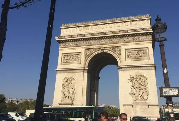 Arc de Triomphe