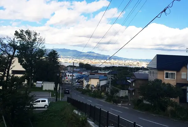 元町を車窓から