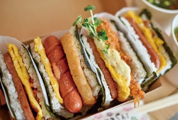 ポークたまごおにぎり本店