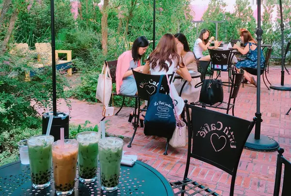 【閉業】Urth Caffe 表参道（アースカフェ）の写真・動画_image_194663