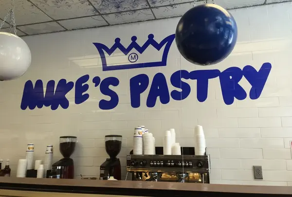 Mike's Pastry