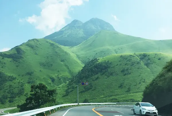 由布岳