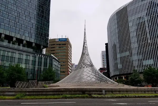 モニュメント「飛翔」