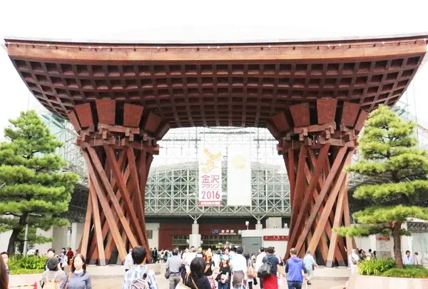 鼓門