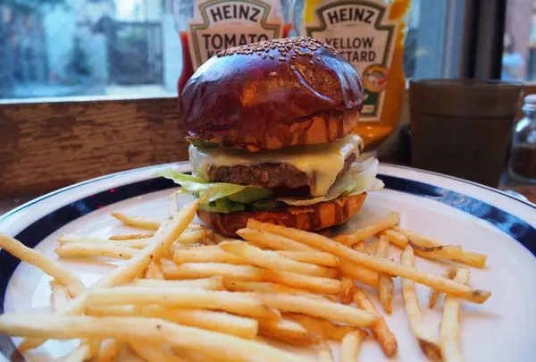 THE GREAT BURGER（ザ グレートバーガー）