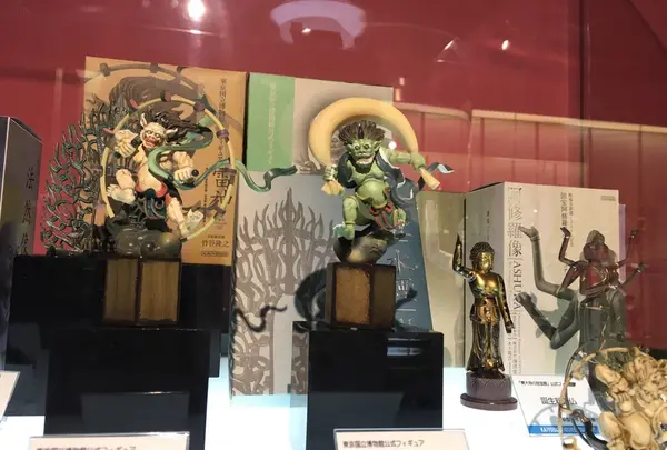 海洋堂フィギュアミュージアム黒壁