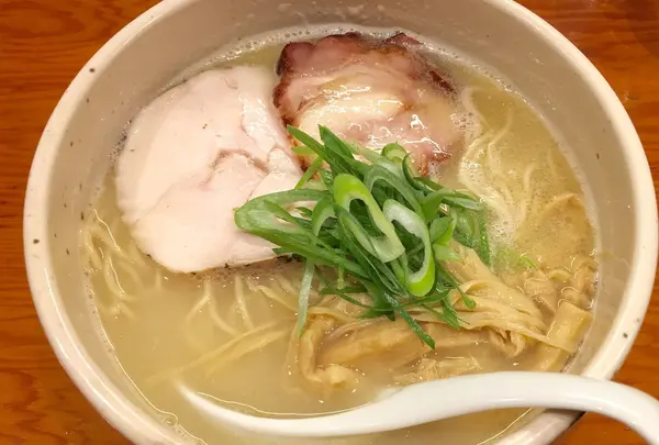 臥龍