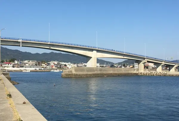 ブルーブリッジ