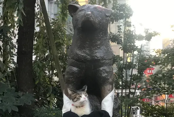 ハチ公像