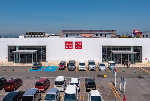 UNIQLO 函館昭和タウンプラザ店