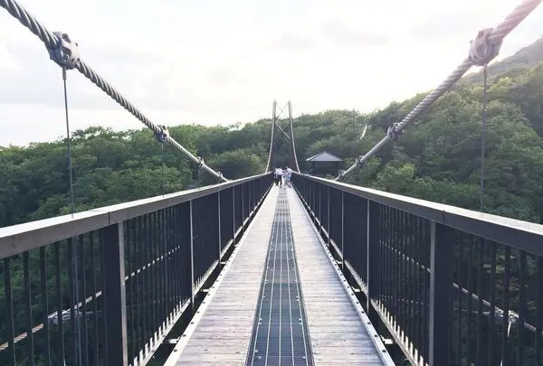 つつじ吊橋