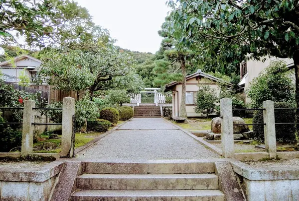 冷泉天皇 櫻本陵