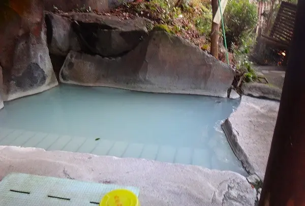 霧島湯之谷山荘