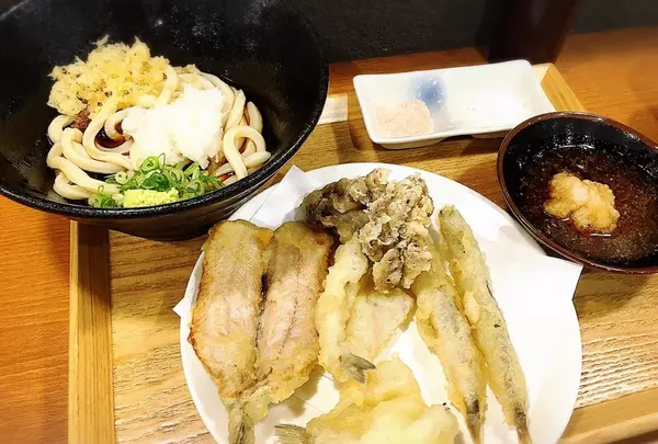 新なにわ大食堂