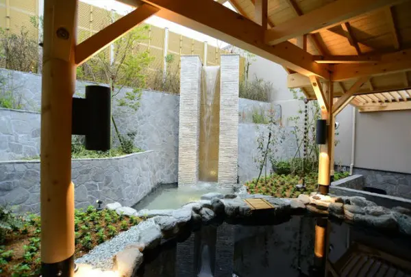 綱島源泉 湯けむりの庄