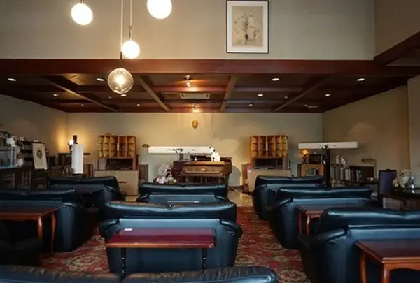 ベーカリー　柳月堂