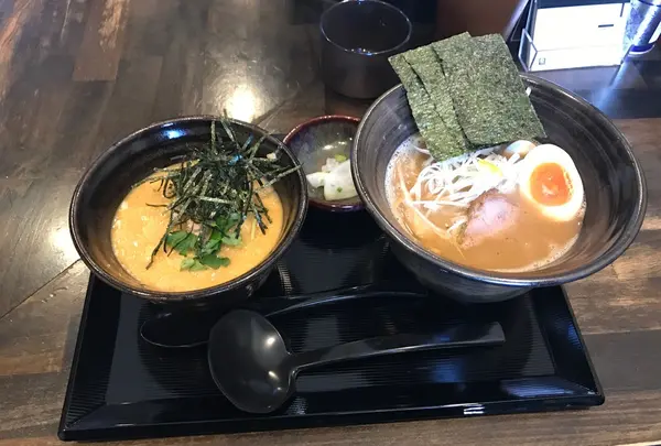 麺屋・奨ＴＡＳＵＫＵ’Ｎ
