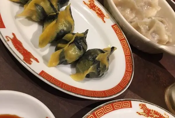 タイガー餃子会舘 宇田川町店
