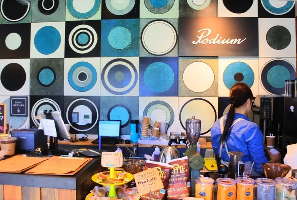 Podium cafe