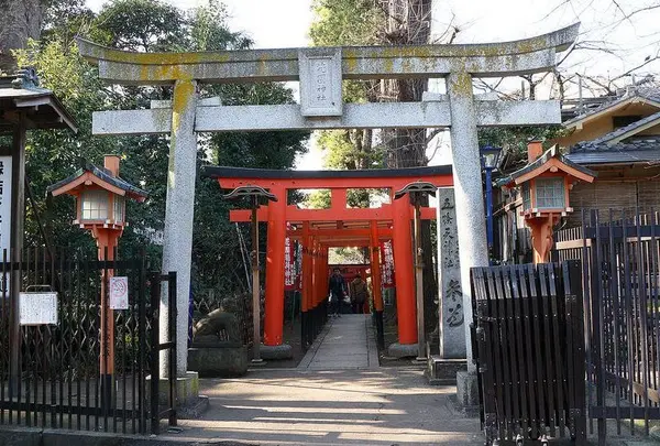 花園神社