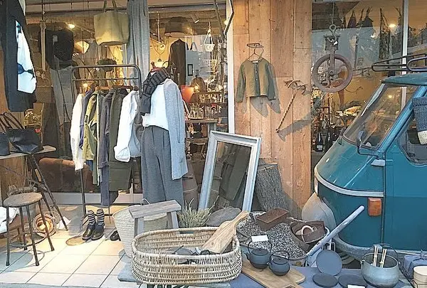 ピボワンヌ （pivoine） 