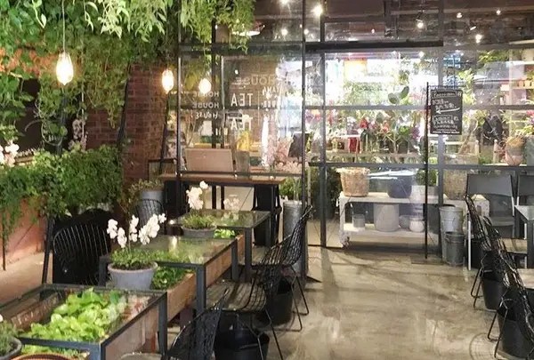 青山フラワーマーケット ティーハウス 南青山本店 （Aoyama Flower Market TEA HOUSE）の写真・動画_image_215468