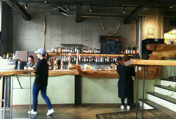 Nui. HOSTEL & BAR LOUNGE