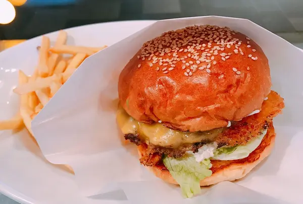 GOLDEN BROWN（ゴールデンブラウン） omotesando店の写真・動画_image_216732