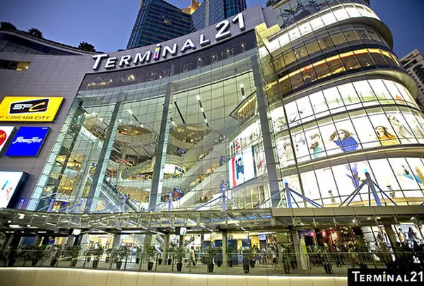 ターミナル21