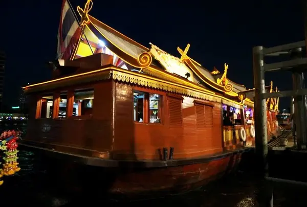 Wan Fah Dinner Cruise