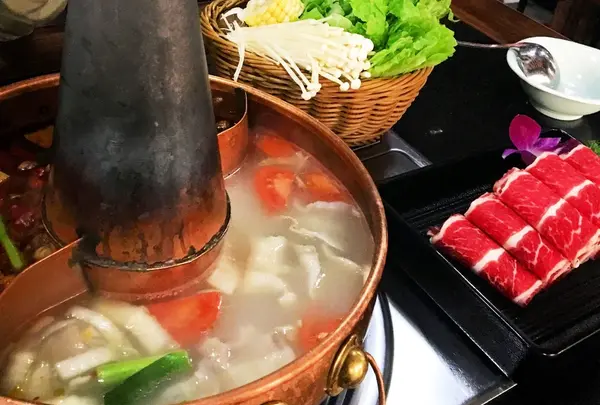 老鍋台式火鍋