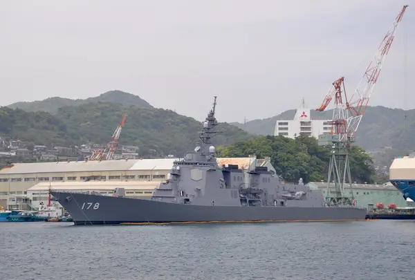 長崎港フェリーターミナル