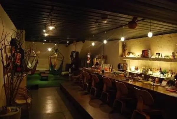 hammockbasecafe