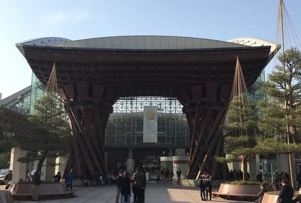 金沢駅