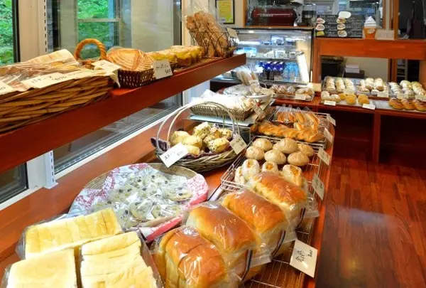 ベーカリー＆レストラン しまふうみ