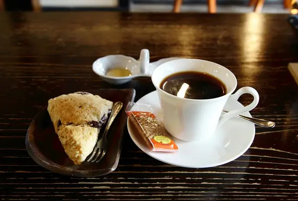 喫茶店 駅舎