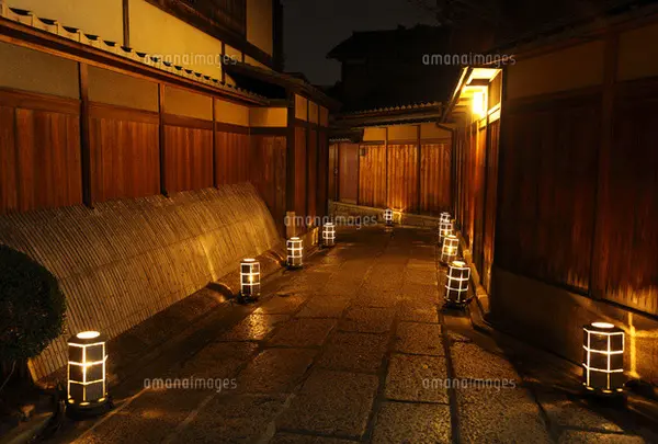 石塀小路