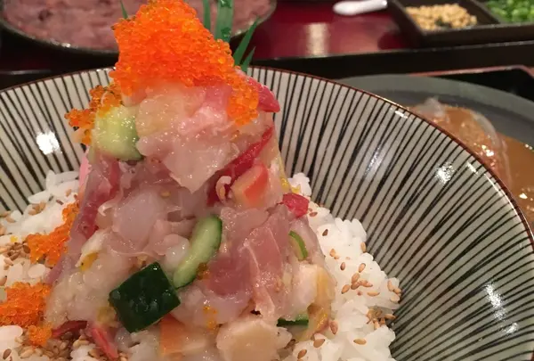 伊豆鮮魚商 まるたか